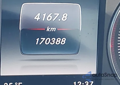 2016 Mercedes-Benz Glc 300 4Matic z USA, uszkodzony, nr VIN WDC0G4KB6GF074462